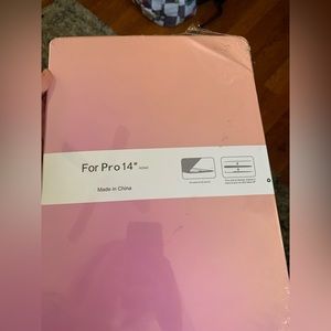 NWT MacBook Pro 14 Case